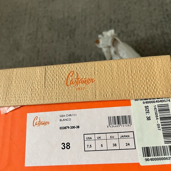 NEW w/BOX White Lace Espadrille Flats - Picture 5 of 5